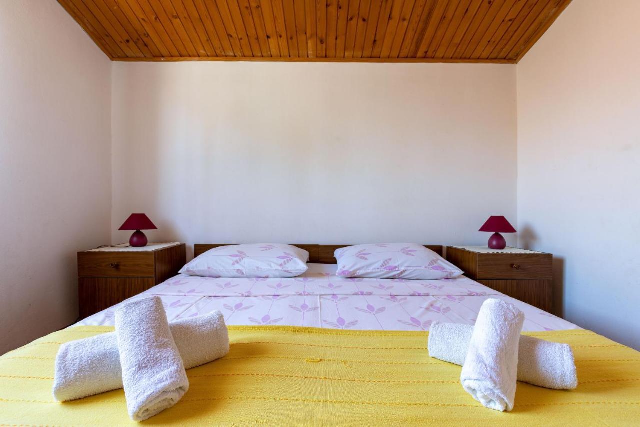Apartments And Room Pergola โรวีน ภายนอก รูปภาพ